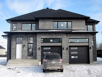 Plan de maison bi-générationnelle 19025A