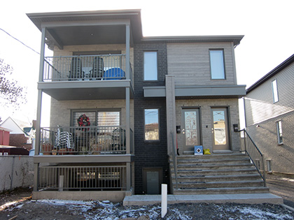 Plan de triplex 25017A